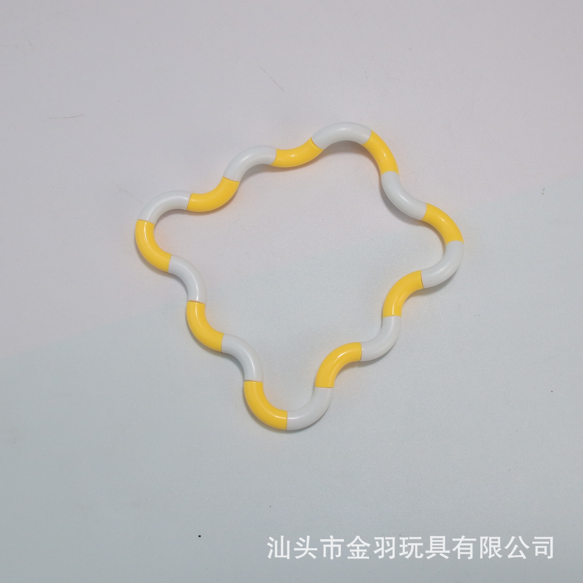 Picture of Creative Decompression Macaron Finger Infinite Rubik's Cube 18 Section Deformation Twist Rope Variables Twist Pocket Toy