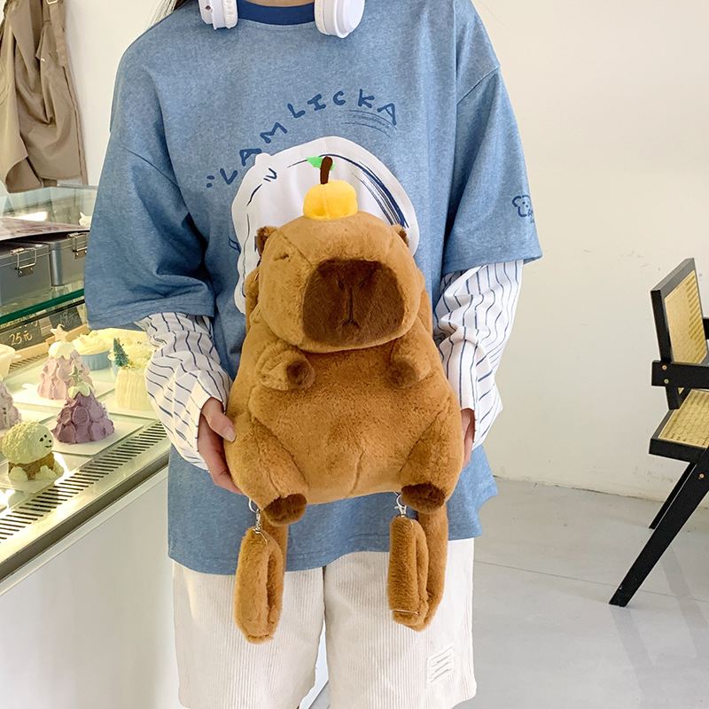 Cute cartoon otter plush contrast color children's backpack 25 new exquisite travel doll bag cross-border wholesale