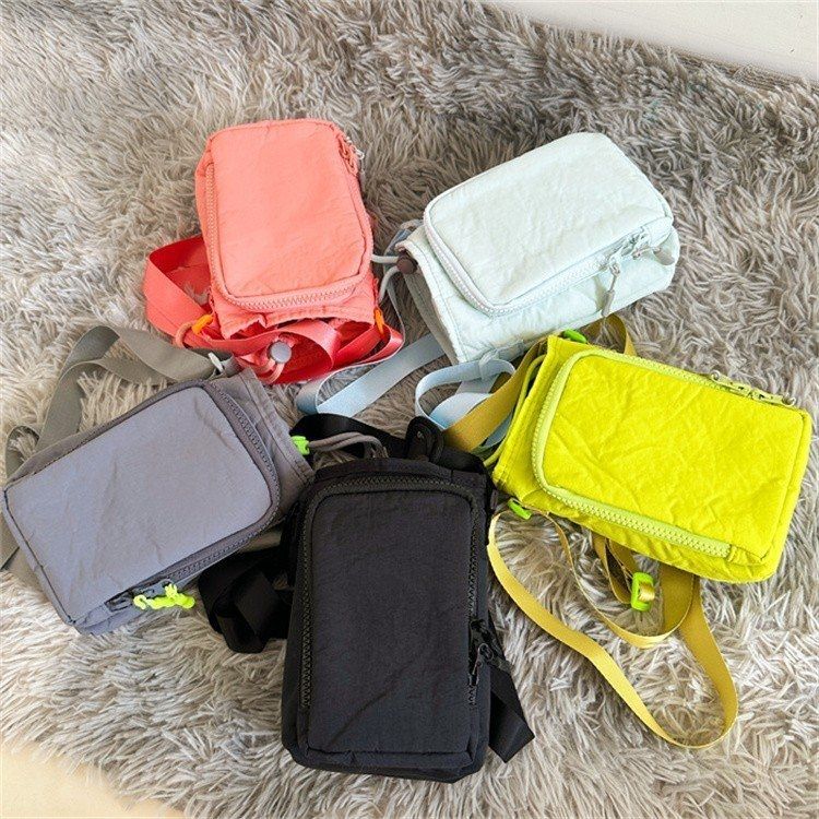 2L Capacity! Mobile Phone Bag/Kettle/Fitness/Umbrella Bag Structure Design Is Very Reasonable Summer Crossbody Bag Nylon