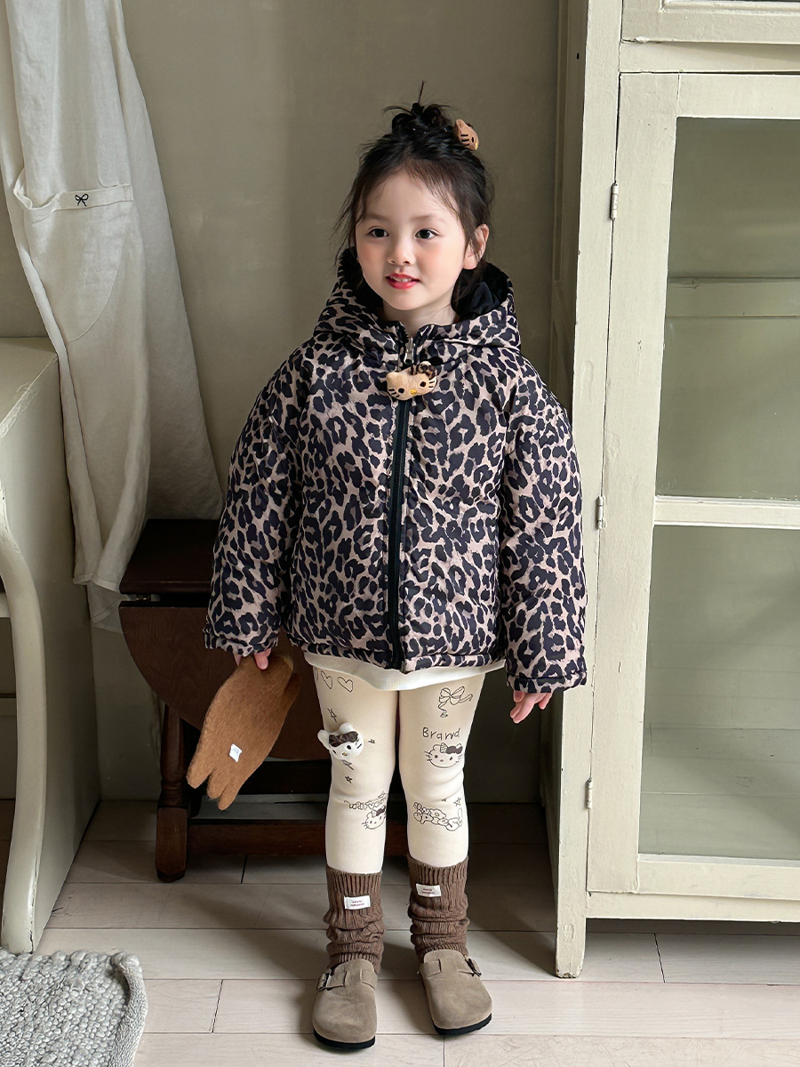 Picture of Weimu Children's Clothing Girls' down Jacket 90 White Duck down 2024 Winter New Children's Reversible