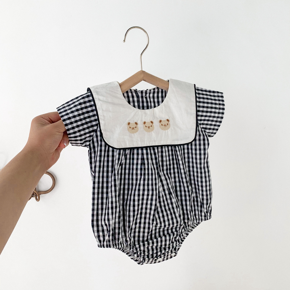 Picture of Korean Baby Jumpsuit Plaid Preppy Style Lapel Embroidered Bear Bag Fart Clothing Newborn Short-Sleeved Full Moon Outing Clothing
