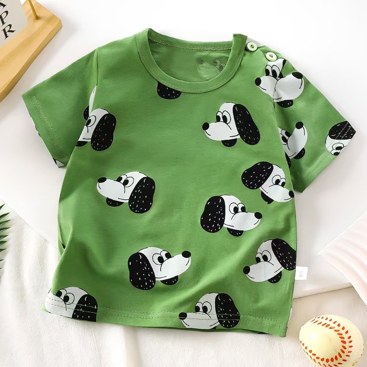 Picture of New cotton summer children's half sleeve round neck T-shirt short sleeve sports home clothing factory direct sales a generation of hair