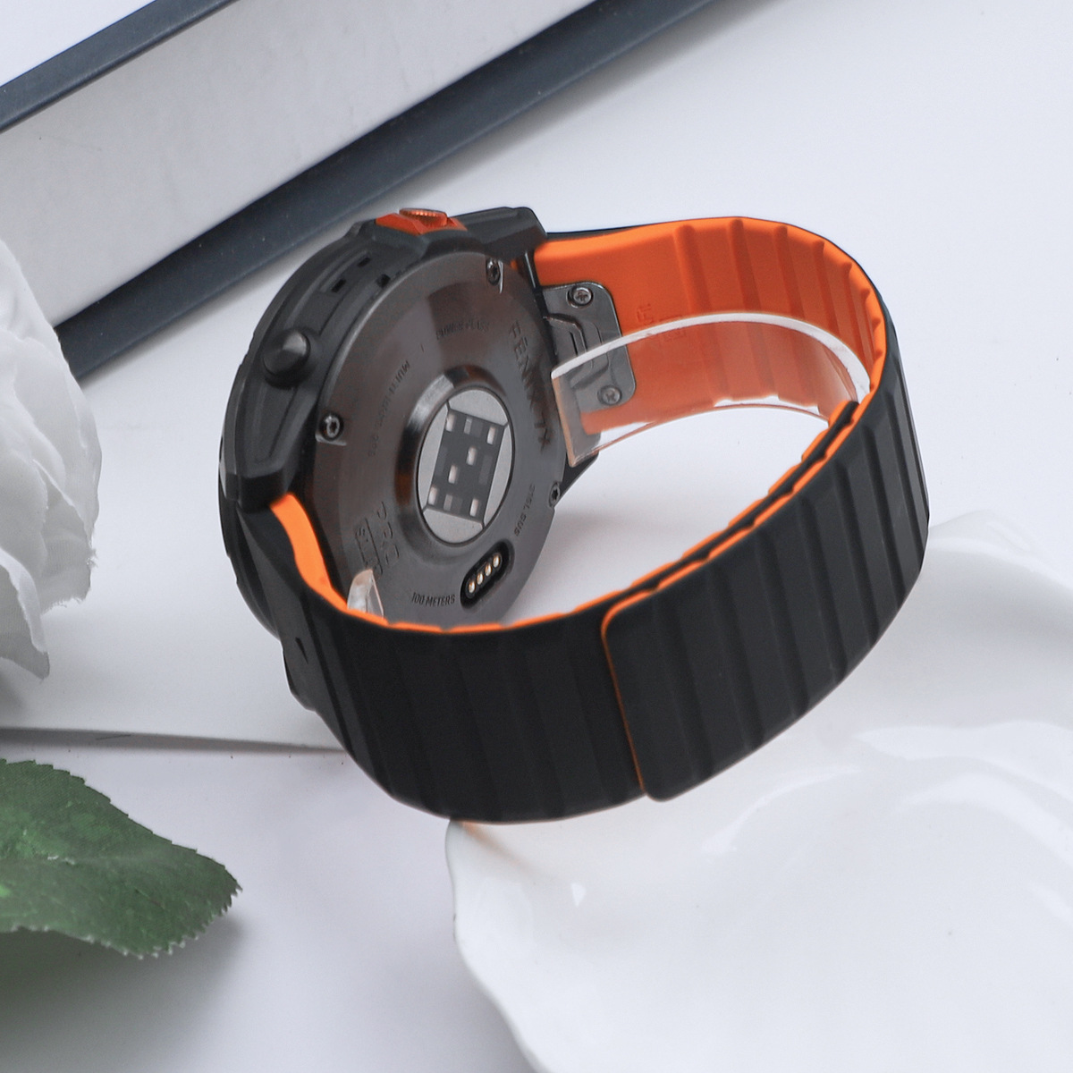 Picture of Suitable for Jiaming two-color silicone magnetic strap two-section 22MM26mm magnetic back ring contrast color watch strap wholesale