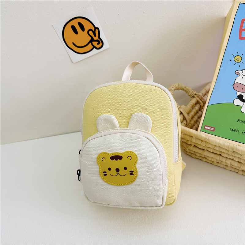 Picture of Cute Cartoon Children's Canvas Backpack New Korean Style Leisure Travel Small Backpack Boys and Girls Kindergarten School Bag