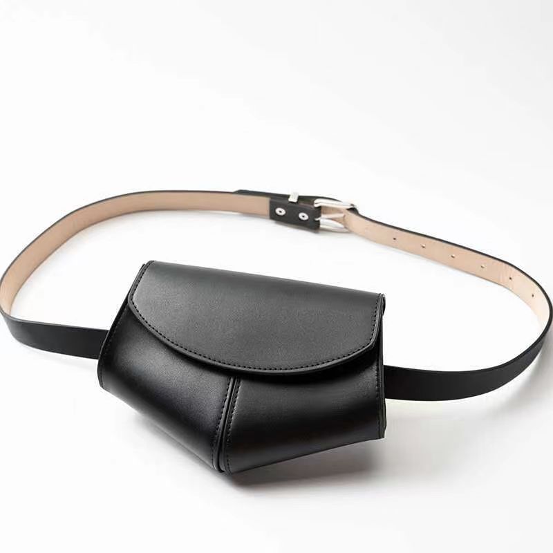 Picture of Spring 2023 Pu peach heart waist bag shoulder waist bag with magnetic buckle belt cosmetic bag factory direct sales