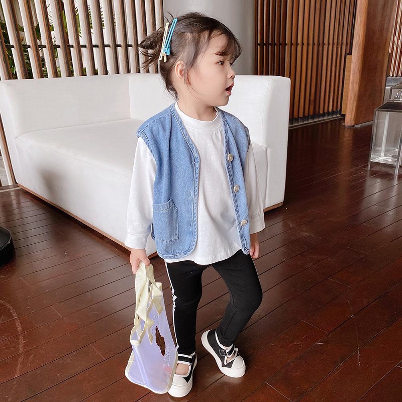 Picture of Children's Denim Vest 2023 New Autumn Fashion Women's Treasure Foreign Style Outer Wear Vest Boy's Handsome Waistcoat