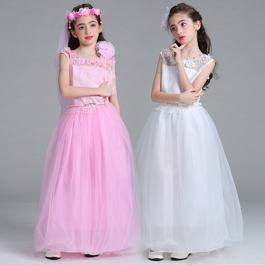 Picture of European and American New Long Petal Hollow Heart-shaped Princess Dress Beaded Embroidered Fairy Wedding Dress Dress ins