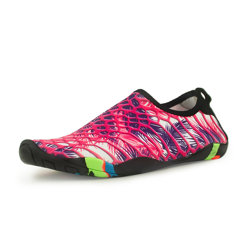 Picture of Couple's large size diving snorkeling shoes outdoor wading shoes beach thick bottom swimming shoes factory wholesale