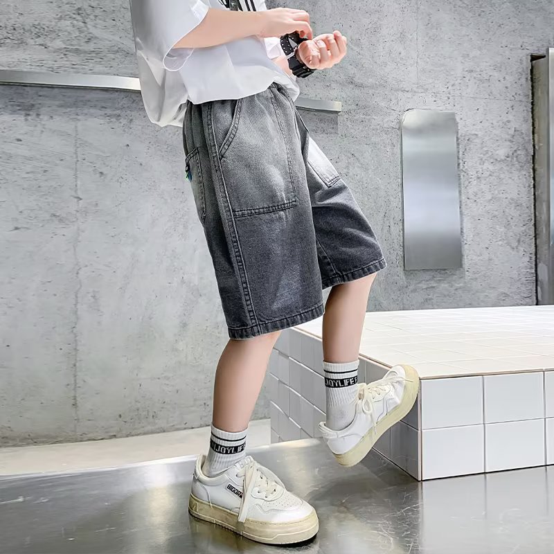 Picture of Boys' Cropped Pants Boys' Shorts Loose Children's Shorts Teenagers Kids Pants Wearing Western-style All-match Gradient
