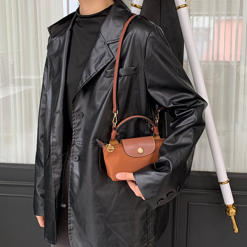 Picture of Xin Jade Carpenter Punch-Free Head Layer Cowhide Longxiang Mini Dumpling Bag Shoulder Strap Underarm Bag Transformation Shoulder Bag Strap Accessories