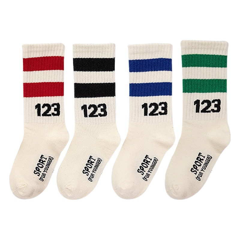 Children's socks autumn and winter boys' and girls' cotton 4 pairs Western style P letter striped cartoon sports fashion socks children's socks