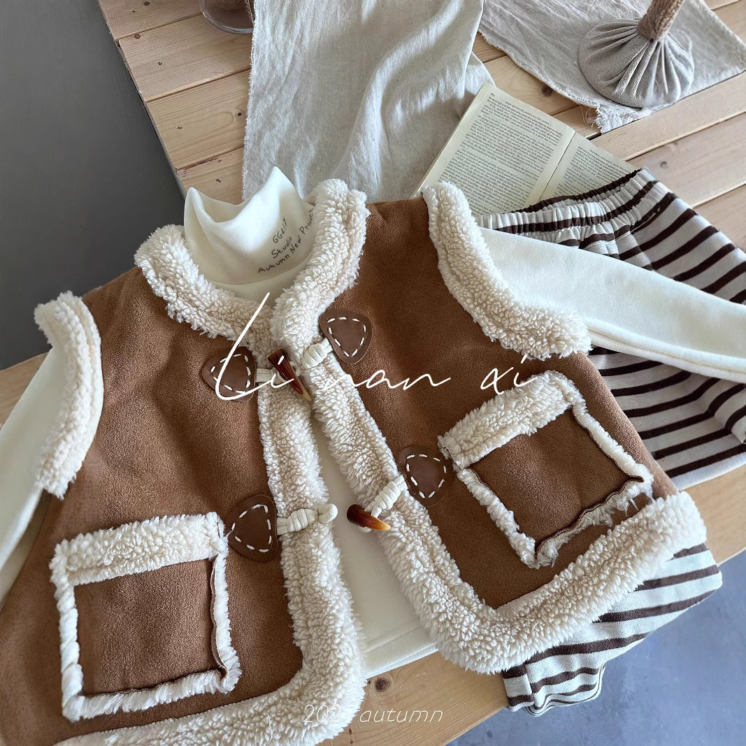 Picture of Boys and Girls Suede One Lamb Wool Vest 24 Years Winter New Baby All-match Warm Corner Buckle Vest 82468