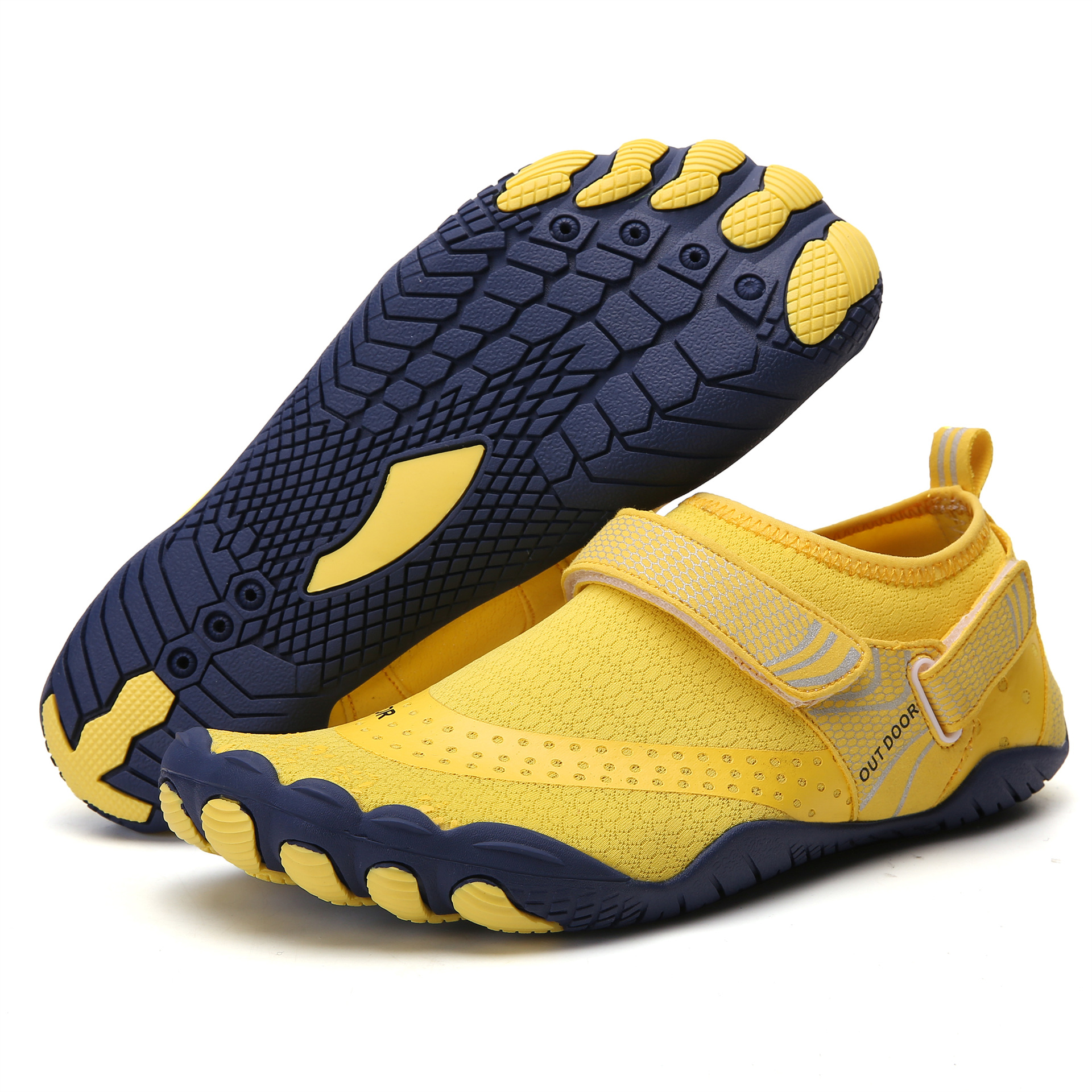 Picture of Outdoor Sports Tracing Shoes Five Fingers Beach Wading Shoes Men's and Women's Large Size Diving Snorkeling Shoes Breathable Hiking Shoes