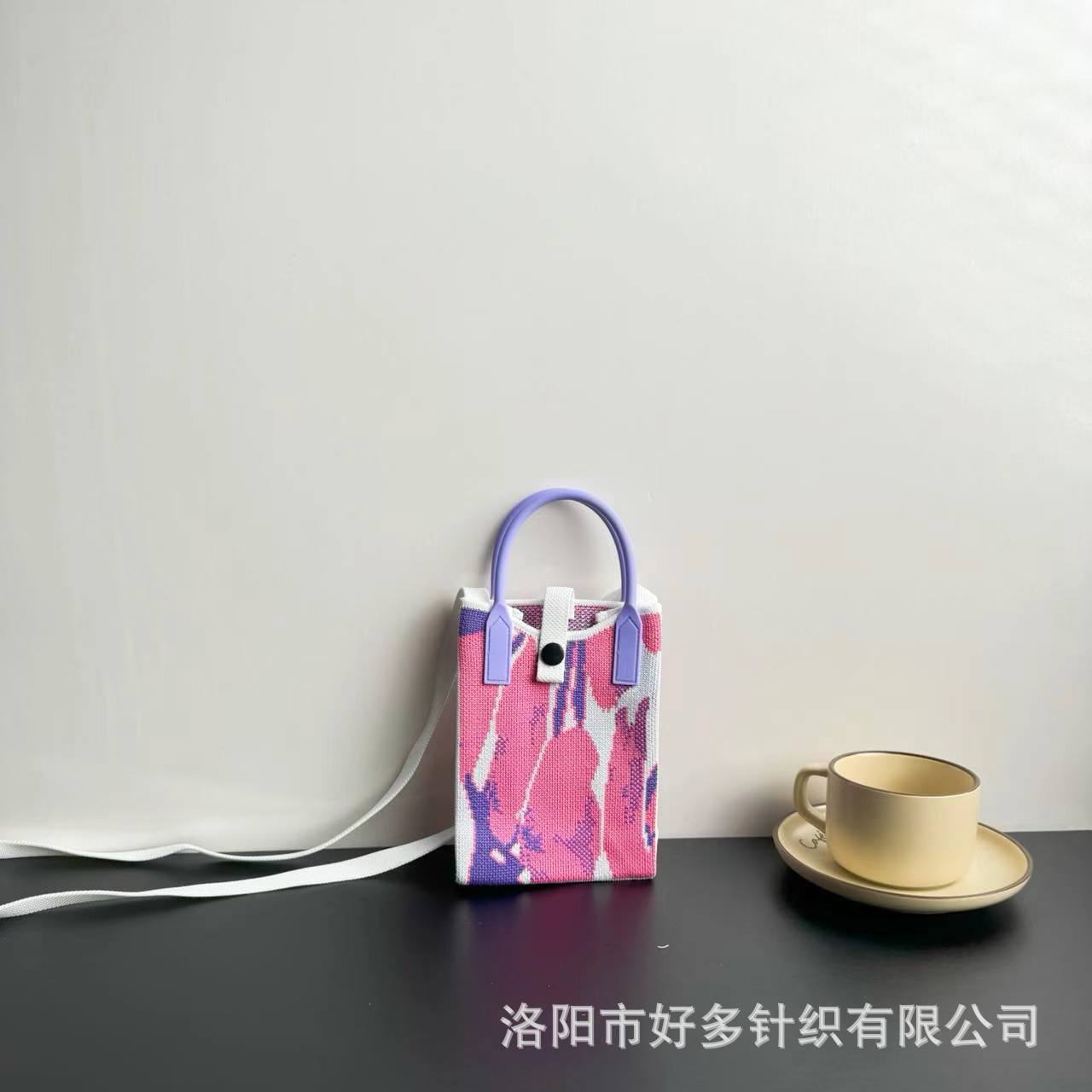 Picture of Advanced Sense Ins Mobile Phone Bag New Cartoon Knitted Bag Dopamine Niche All-match Crossbody Shoulder Bag Handbag