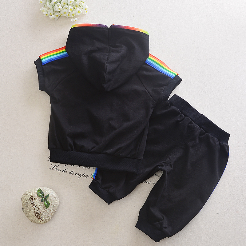 Picture of Korean-style New Boys and Girls Sports Suit Summer Short-sleeved Baby Hooded Zipper Shirt Black and White Two-piece Fashionable Suit