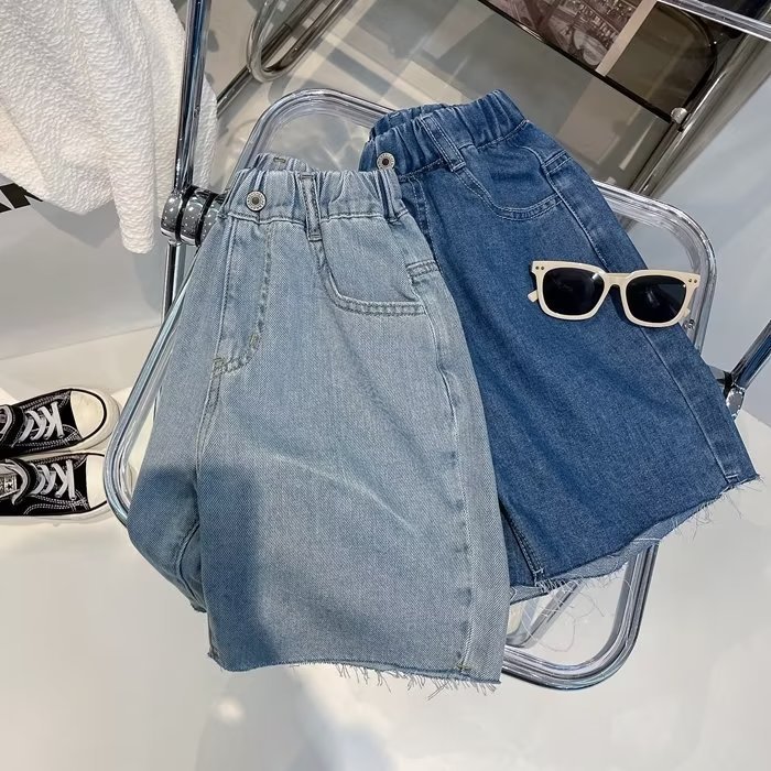Picture of Girls' Denim Shorts Summer Outer Wear 2024 New Arrival Western Style Loose All-Match Pants for Children and Girls