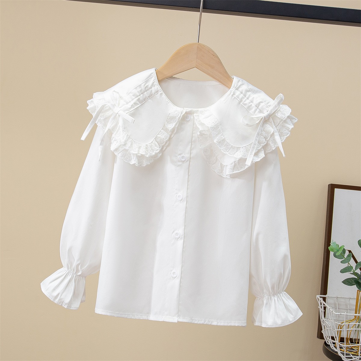 Picture of Shirt lace white girl's bottoming shirt top middle and small children's clothing student long sleeve middle and big children's inner wear overseas
