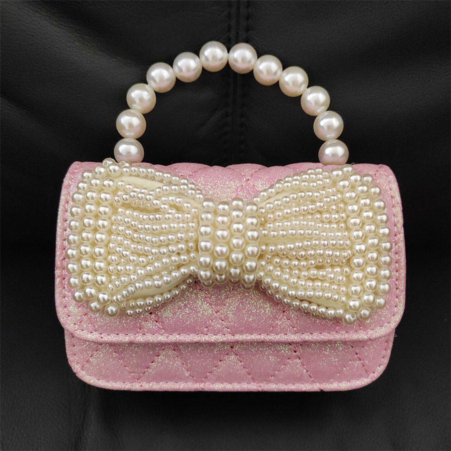 Picture of Fashion Girl Chain Crossbody Bag Distinctive Stylish Little Princess Shoulder Bag Mini Pearl Handbag Accessories Trendy Bag