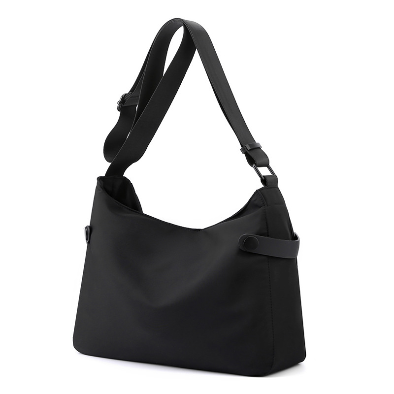 Picture of Fashionable commuter travel bag versatile trendy messenger bag casual men's shoulder bag lightweight waterproof nylon cloth bag