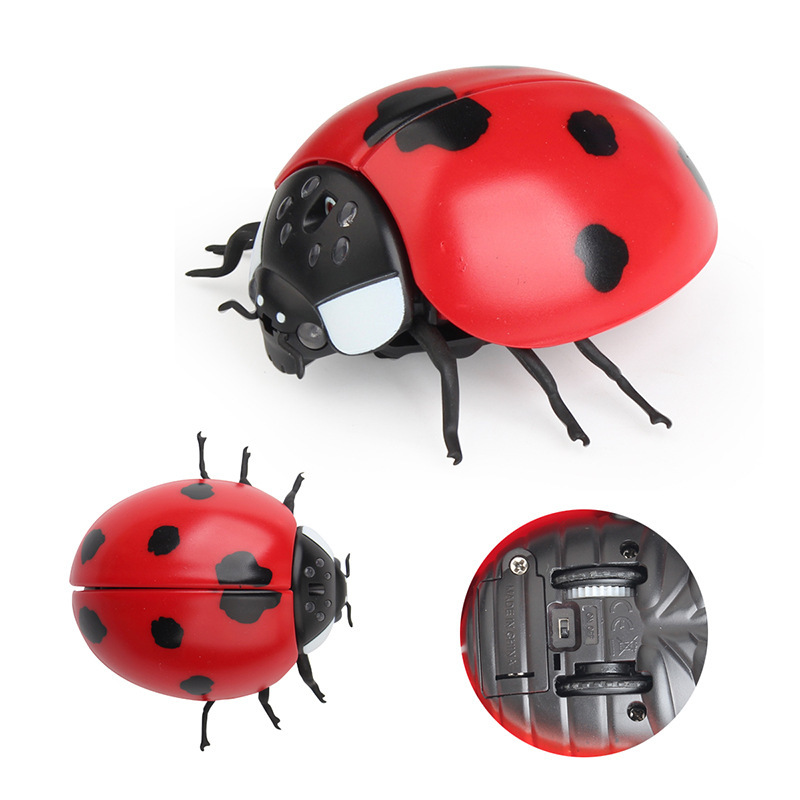 Picture of New exotic simulation infrared remote control insect fly bee ladybug crab mantis mouse trick toy wholesale