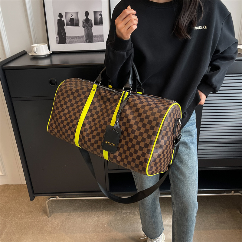 Picture of Large Capacity Portable Luggage Bag Men's Fashion Travel Short-distance Travel Bag Women's Travel One-shoulder Crossbody Boanting Bag