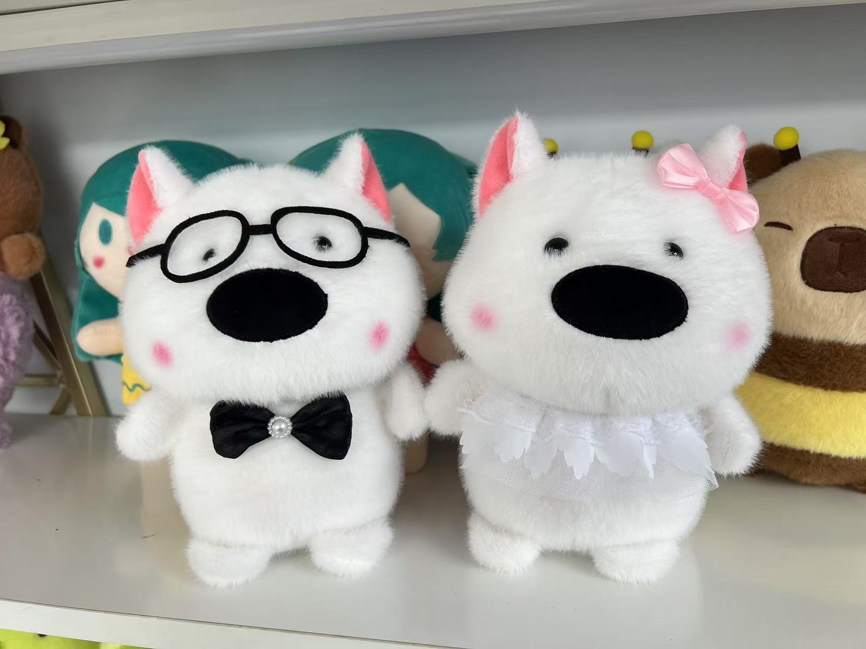 Picture of New Grasping Machine Doll Doll 8 Inch Plush Toy Wedding Throw Doll Push Plush Toy Ring Gift