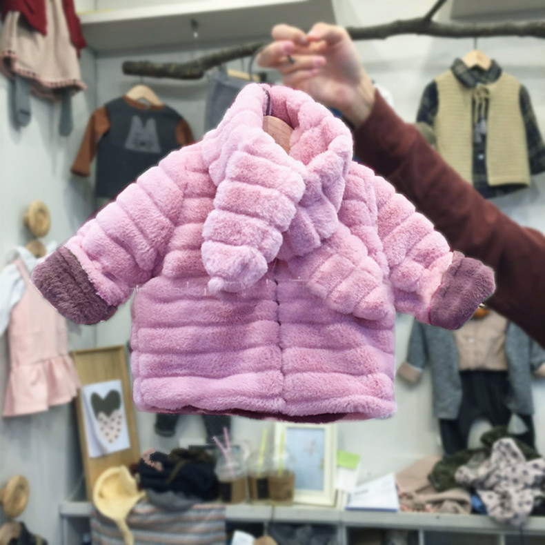 Korean version of children's clothing autumn and winter new fur coat with scarf on both sides to wear small and medium-sized children's coat manufacturers wholesale