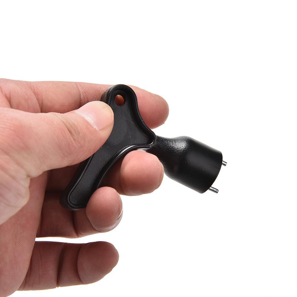 Picture of GOLF Shoe Nail Maker Professional Gough Shoe Nail Maker GOLF Accessories GOLF Tool Nail Twister Universal