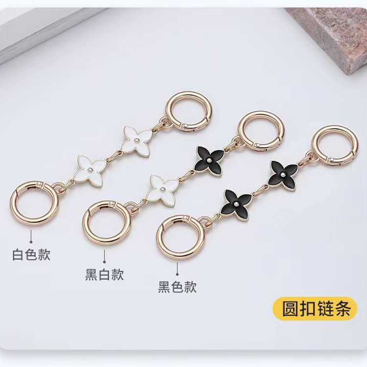Picture of Bag Accessories Handmade Workshop Bag Extension Chain Mahjong Bag Four-leaf Clover Underarm Bag Chain Modification Replacement Shoulder Strap Chain