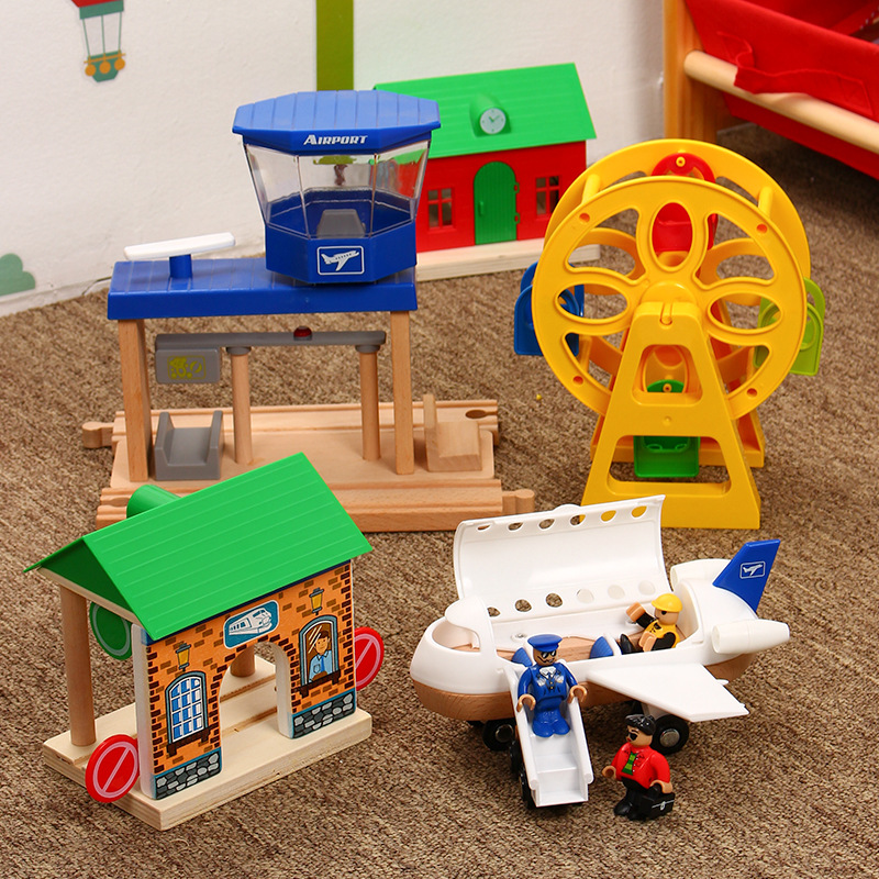 Picture of Wooden Thomas the Tank Engine Track Scene Accessories Large Aircraft Set with Villain Luggage