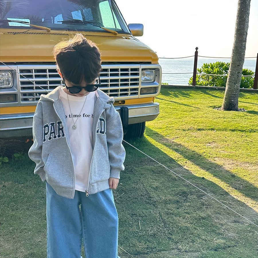 Picture of Boys Jeans Spring and Autumn 2024 New Design Sense Western Style Loose All-match Trousers Children's Wide-leg Long Pants