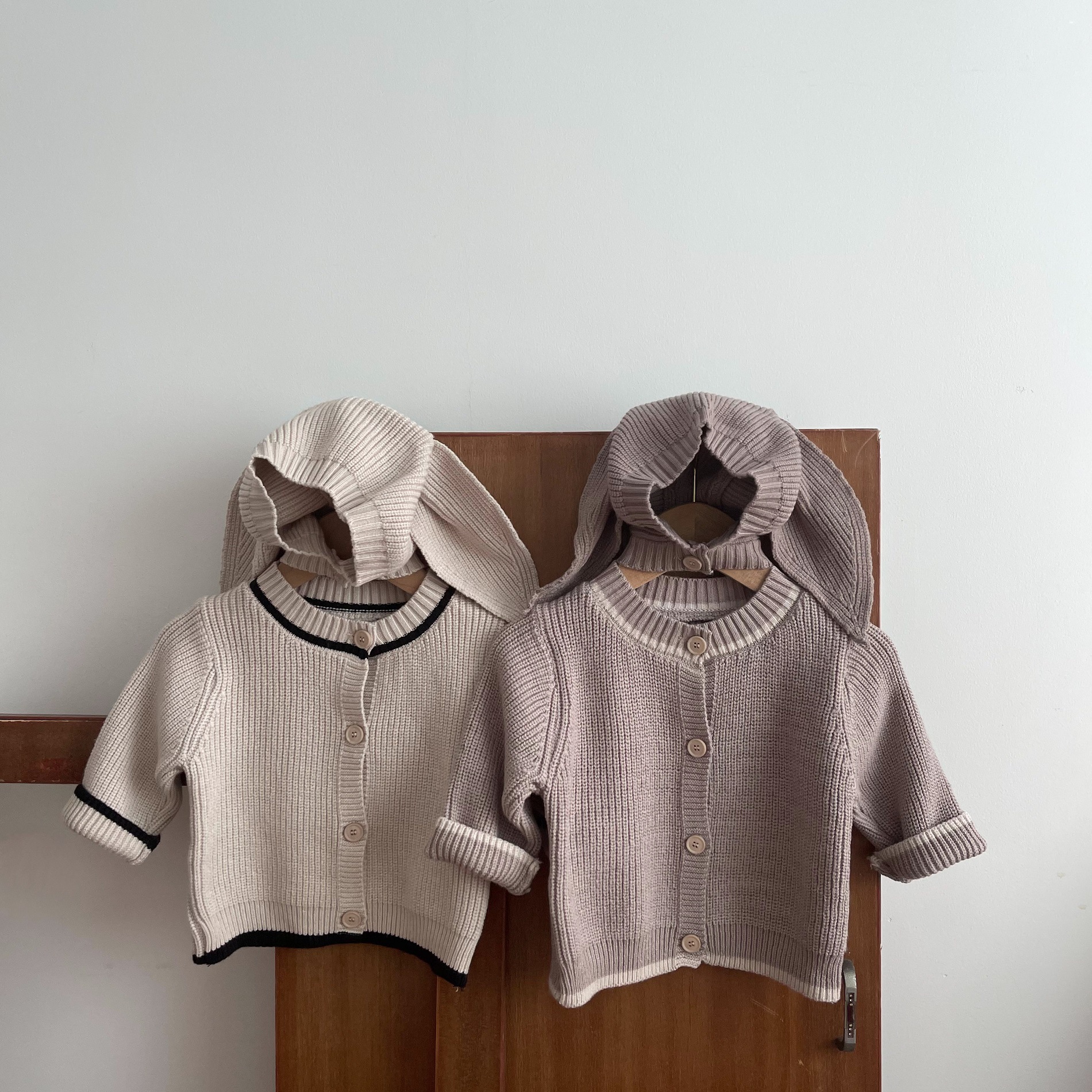 Picture of Children's sweater cardigan autumn and winter boys' Korean style knitwear children's clothing girls' coat versatile round neck sweater