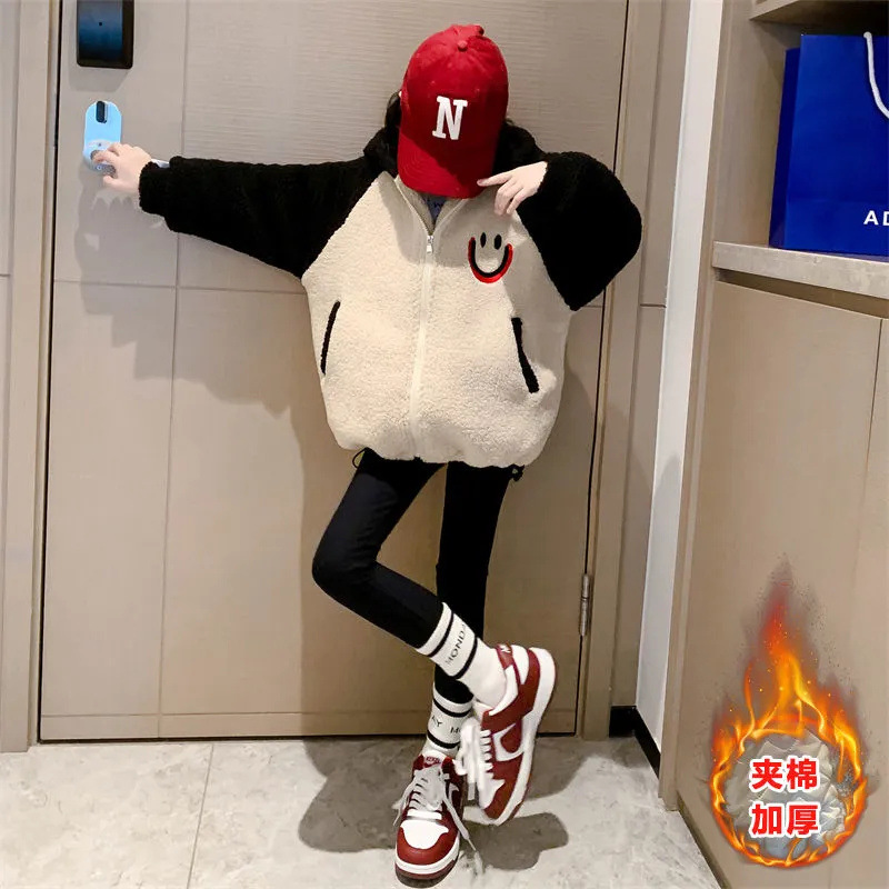 Picture of Girls' lamb wool 2023 new coat autumn and winter clothes Western style big children cotton and thickening children's wool sweater winter fashion