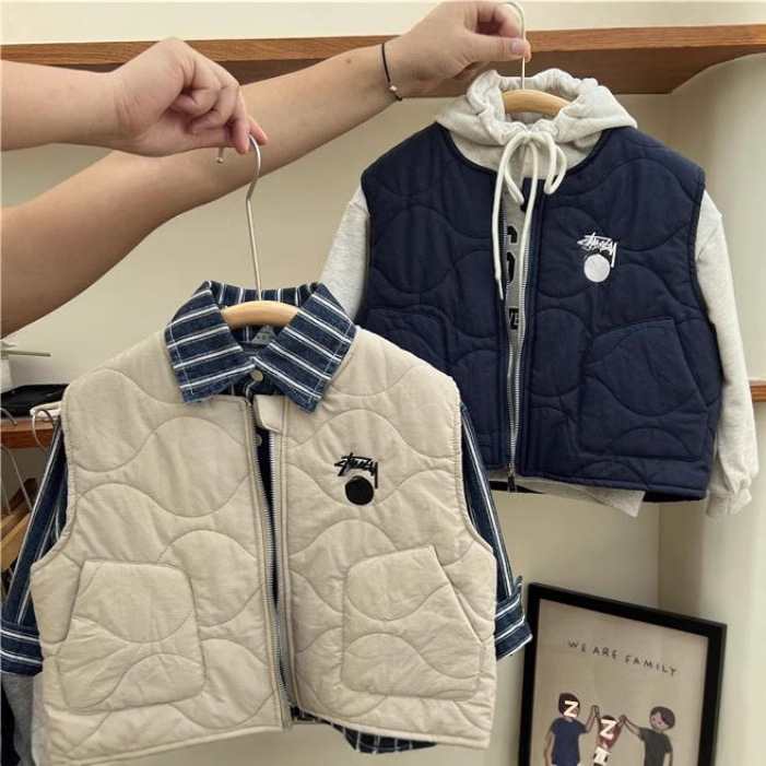 Picture of New 2023 Korean style children's thin cotton vest boys and girls workwear style quilted vest warm waistcoat fashion
