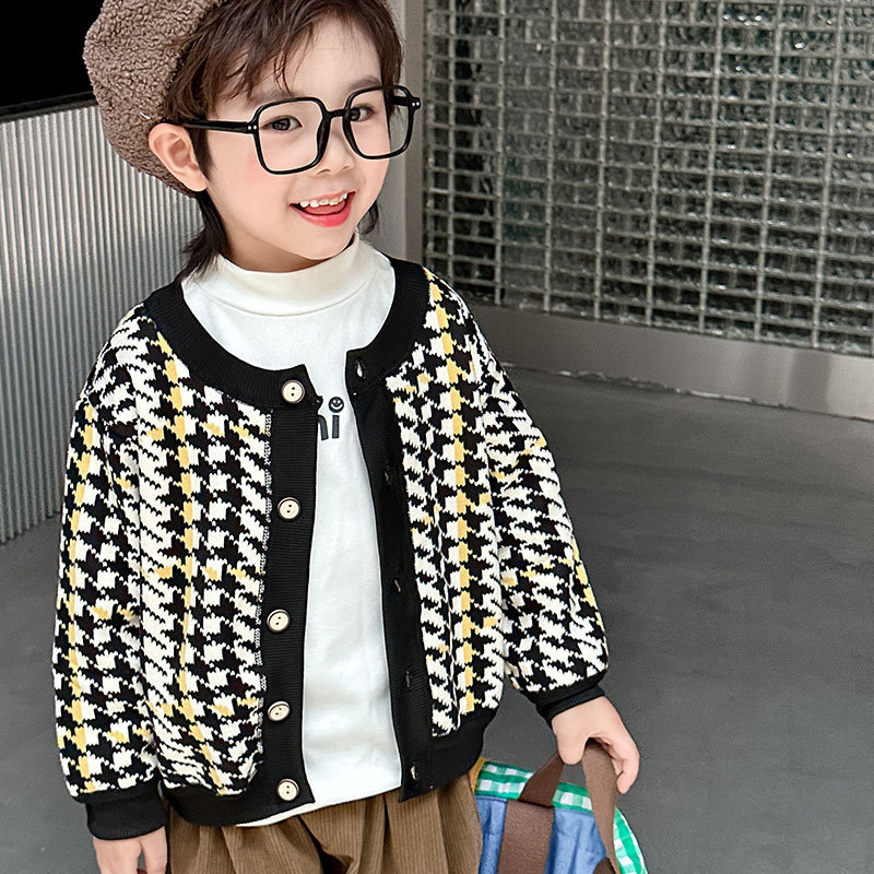 Picture of Autumn and winter new children's clothing boys and girls baby warm cardigan children's clothing all-match knitted coat thick outer wear