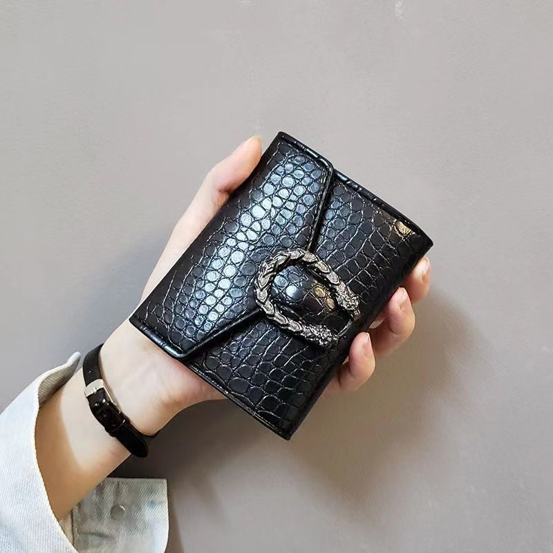 Picture of New Wallet Female Student Folding Super Small Coin Purse Fashionable Crocodile Pattern Multi-Card Small Card Bag Simple Clutch Bag