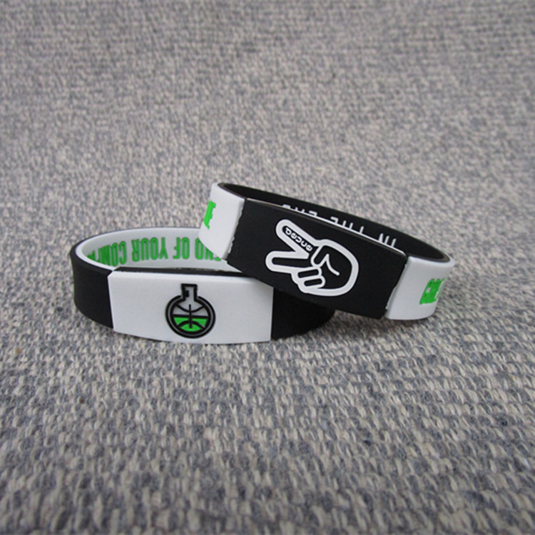 Picture of Basketball Street Ball 10000 Hours German Bracelet DEUCE Fashion Sports Wristband Silicone Bracelet Strap