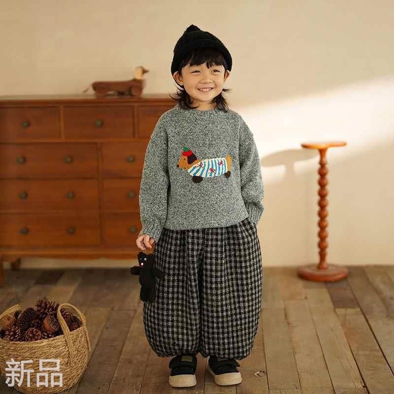 Boys and girls cartoon dachshund dog sweater autumn and winter new large children's tide brand ruffian cool handsome base knitted top
