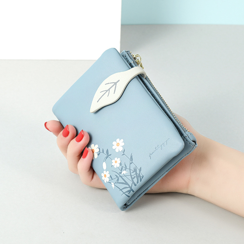 Picture of Women's short wallet wholesale creative soft leather texture small wallet multi-card daisy printed 2-fold coin purse