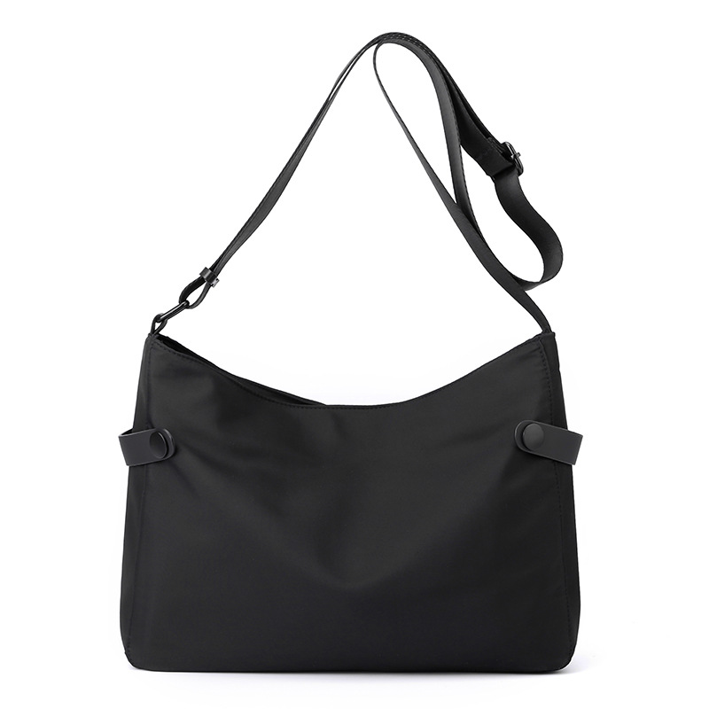 Picture of Fashionable commuter travel bag versatile trendy messenger bag casual men's shoulder bag lightweight waterproof nylon cloth bag