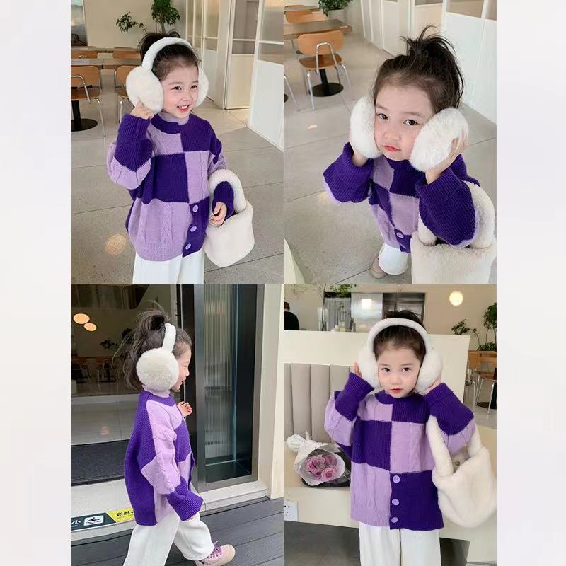 Picture of Girls' Korean Style Internet Trendy Fashion Sweater Baby 2023 New Winter Wear New Children's Plaid Stitching Knitted Sweater