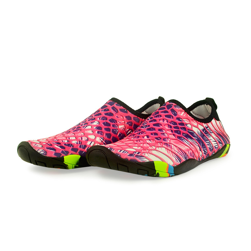 Picture of Couple's large size diving snorkeling shoes outdoor wading shoes beach thick bottom swimming shoes factory wholesale