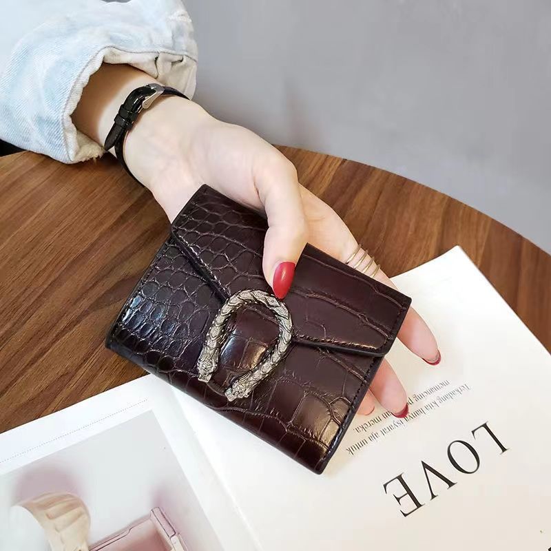 Picture of New Wallet Female Student Folding Super Small Coin Purse Fashionable Crocodile Pattern Multi-Card Small Card Bag Simple Clutch Bag