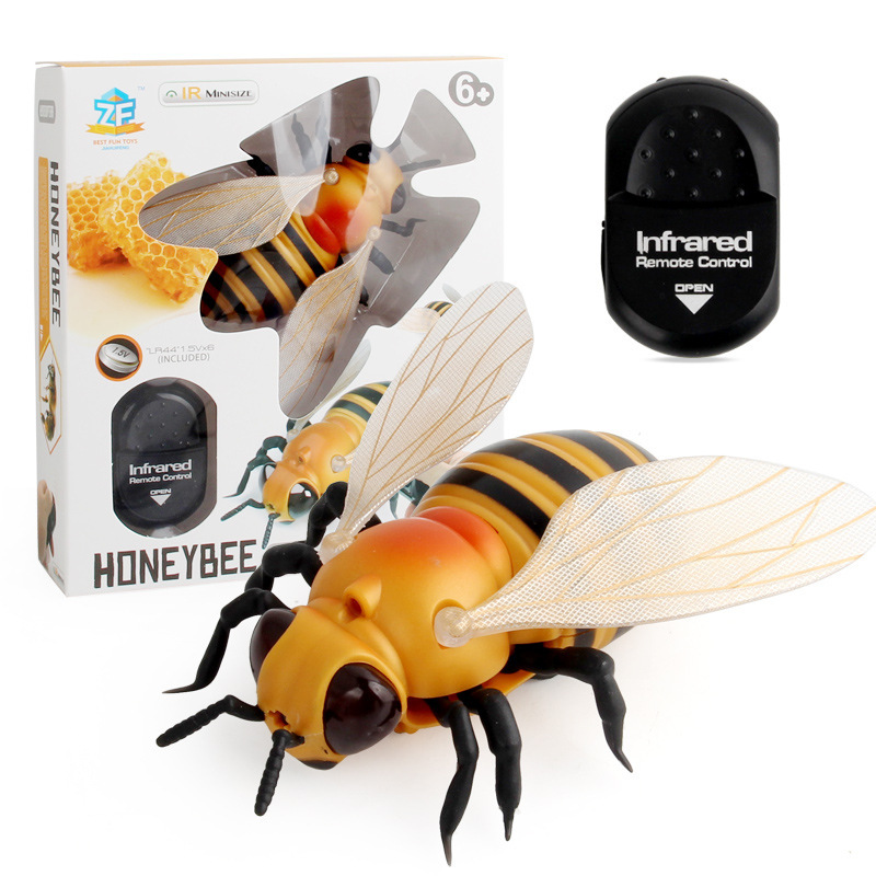 Picture of New exotic simulation infrared remote control insect fly bee ladybug crab mantis mouse trick toy wholesale