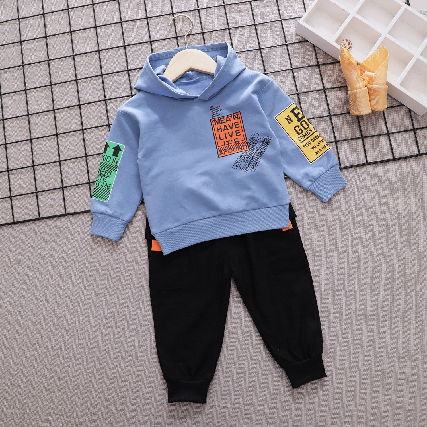 Picture of Foreign trade Spring and Autumn new long sleeve children's suit baby long sleeve hoodie sweater two-piece suit tide a generation of hair