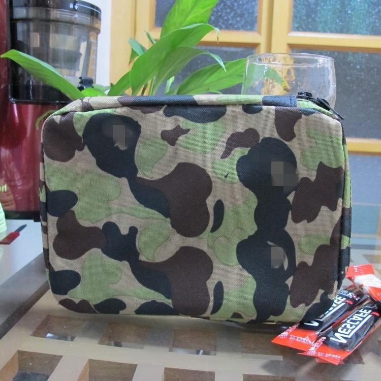 Picture of Promotional Japanese magazine fashion brand camouflage hand storage iPadmini flat multi-function bag postage can be approved