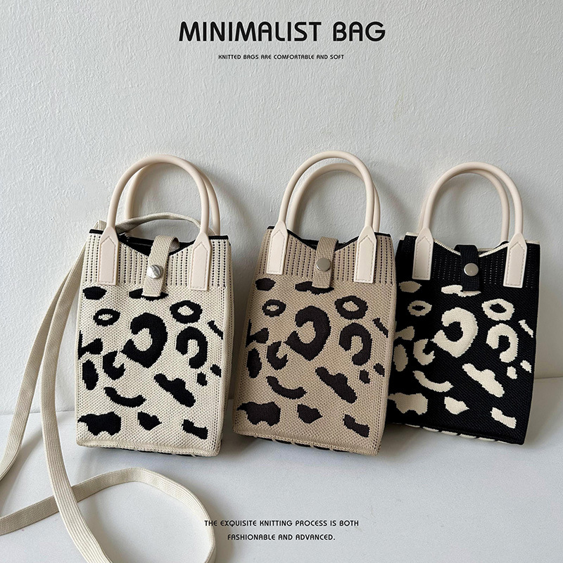 Amazon ebay Black and White Leopard Point Knitted Mini Mobile Phone Bag Crossbody Bag Women's All-match Portable Coin Purse Small Square Bag