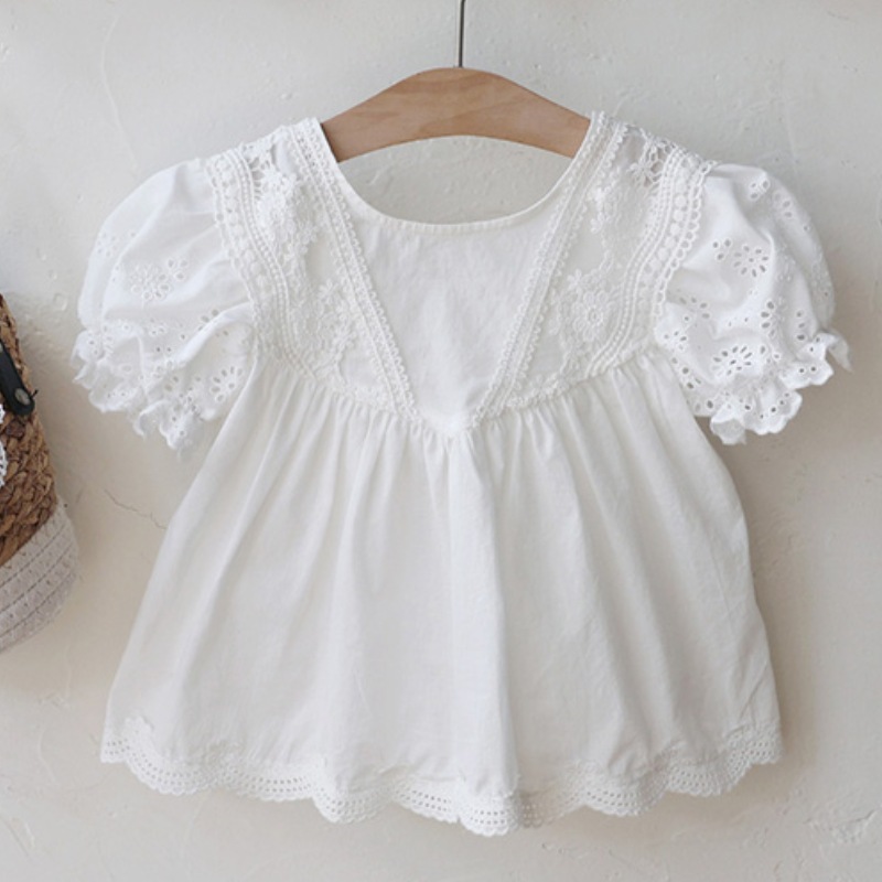 Picture of Children's Bubble Sleeve Cotton Doll Shirt Summer New Girls Baby Princess Style Sweet Embroidered Lace Shirt