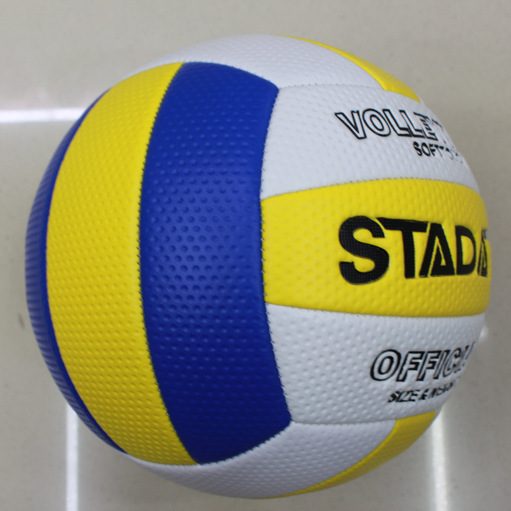 Picture of No.5 volleyball golf yellow blue white senior high school entrance examination standard competition with volleyball can sample do logo can be sent on behalf