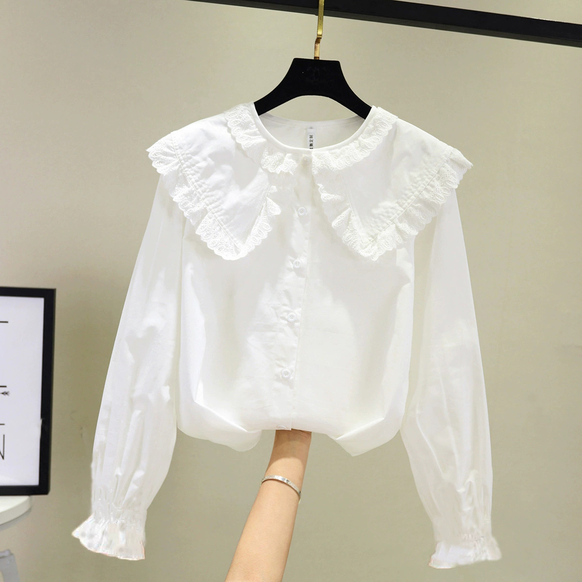 Picture of Shirt lace white girl's bottoming shirt top middle and small children's clothing student long sleeve middle and big children's inner wear overseas